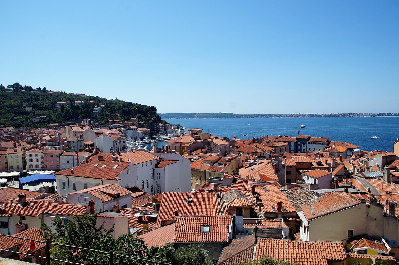 the-city-of-piran-2672453_1280.jpg